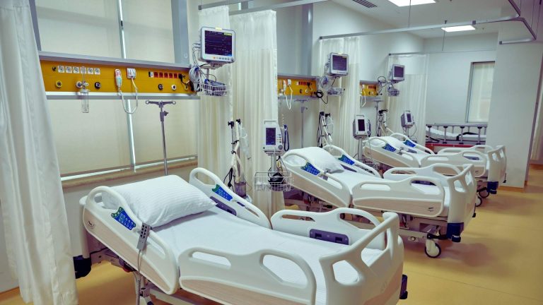 Emergency Room Detox What It Covers, Its Limits, and When to Choose Residential Care