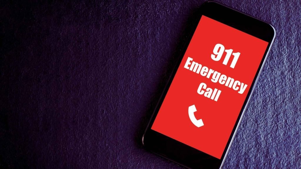 Calling 911 after administering Narcan during a suspected opioid overdose