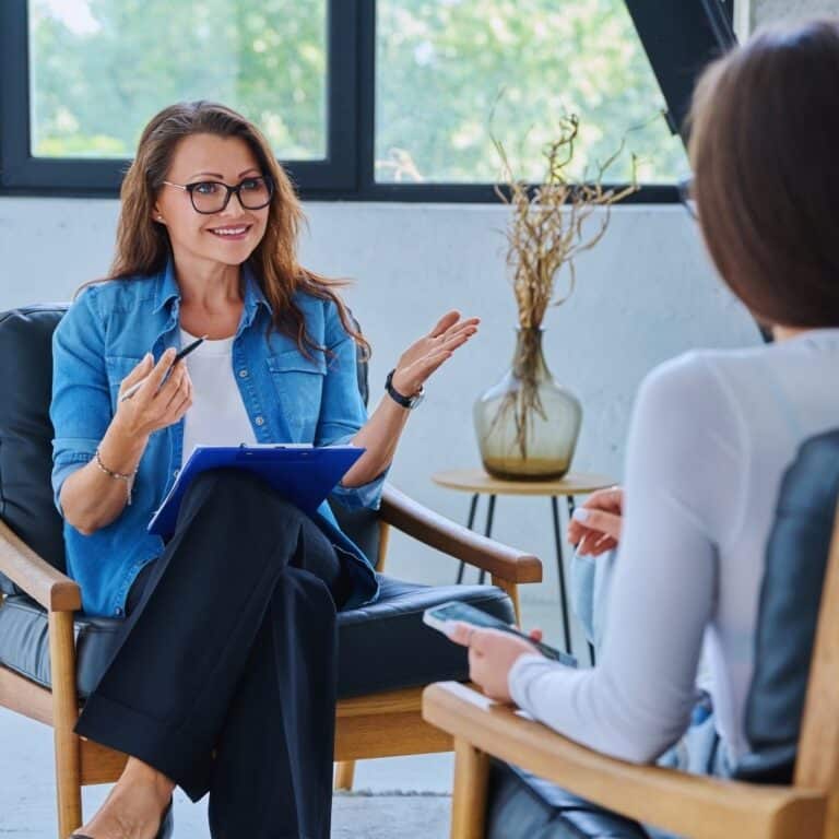 Therapist Treating Co Occurring Mental Health Disorders