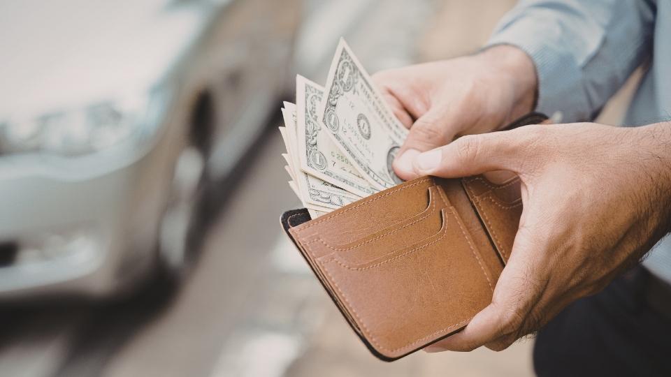 How Much Does Luxury Rehab Cost Per Month in the US It dpepends on your level of care but you can expect to pay 25,000 or more easily.