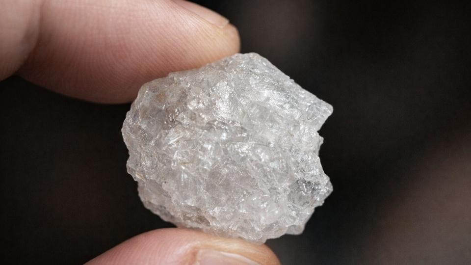 crystal meth images show crystal meth as a small transparent rock.