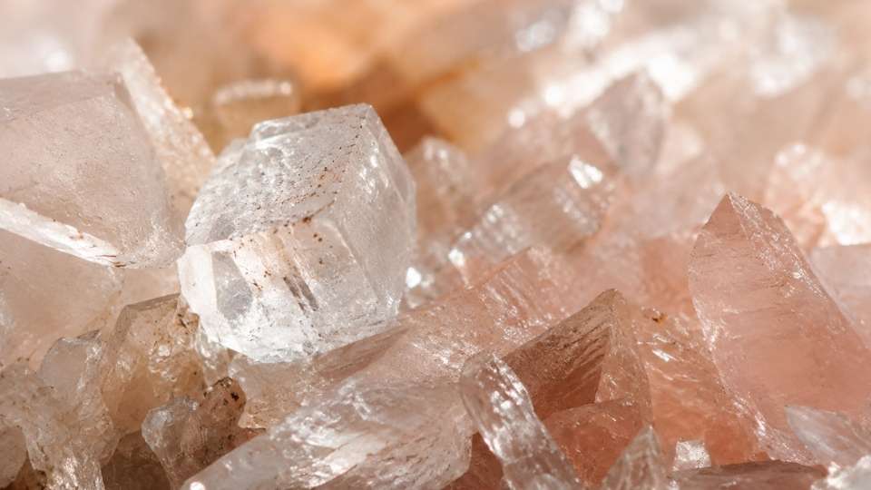 What Is Flakka hero image of an artist interprations of what it looks lke.
